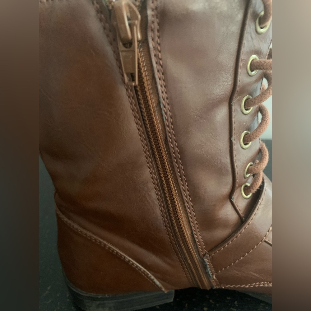 Brown Lace-Up Boots - Picture 9 of 10